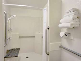 Days Inn Riverton Bilik gambar